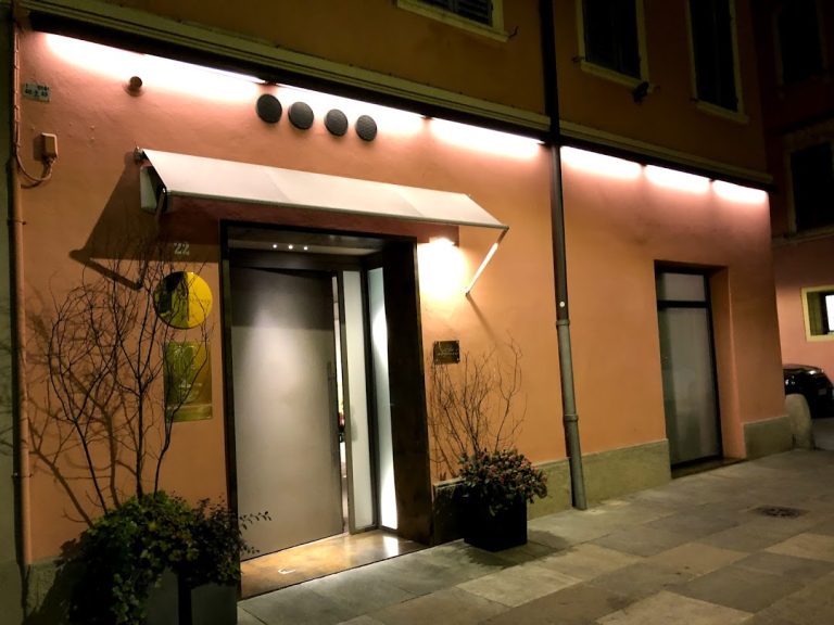 Il cenone di Capodanno costerà mille euro a persona dallo chef Massimo Bottura a Modena